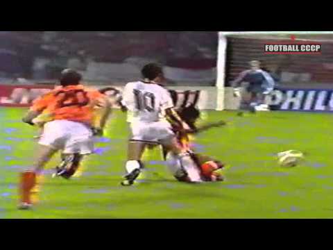 Интервью Игоря Нетто после победы над голландцами - Сюжет Футбольное Обозрение