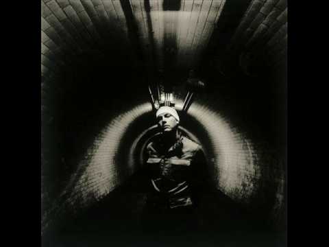 Deadmau5 vs Pryda - Armed Contact (Gomez Bootleg)