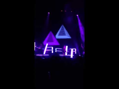 Anabel Englund - Reverse Skydiving @ Paradise Brixton