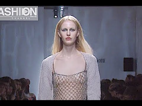 LAURA BIAGIOTTI Fall 2000/2001 Milan - Fashion Channel