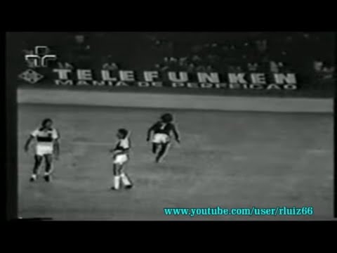 Cruzeiro 4 x 1 Olimpia - 1976 - 1st phase Libertadores - Narration Walter Abrahão