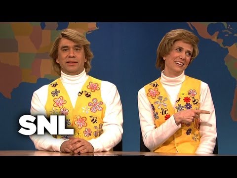Weekend Update: Garth and Kat Sing Summer Songs - SNL