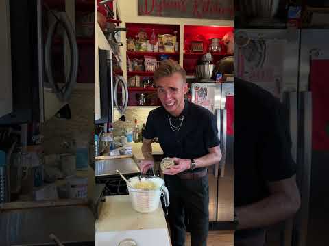 Pickle Cheesecake: 1972