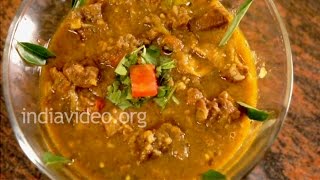 How To Cook Green Chilli Mutton Curry - Recipe And Method Of Preparation