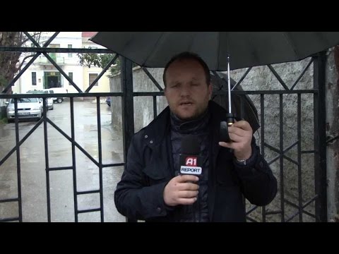 A1 Report - Tiranë, fals alarmi për bombë në shkollën e Mesme Ekonomike