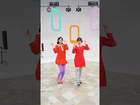 とか言って...👓👀 #鎮西寿々歌 #月足天音 #君と目があったとき #ふるっぱー #FRUITSZIPPER