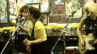 THOSE DARLINS LIVE FROM VINTAGE VINYL ST LOUIS MO 10/28/11