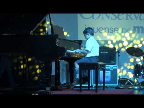 RAFAEL AMBRÓSIO NO PIANO - GOTAS DE ORVALHO