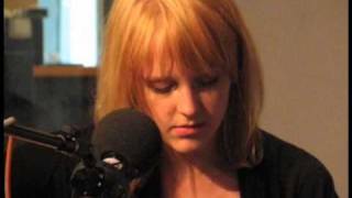 Laura Marling &quot;Rest In the Bed&quot; on WNYC&#39;s Spinning On Air