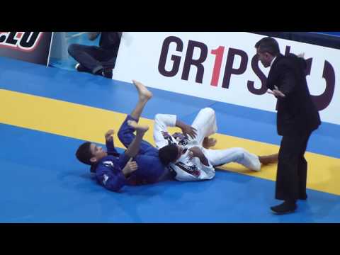 Kennedy Maciel vs Jonata Gomes  - IBJJF European Open 2016 - Purple Adult - Light-Feather