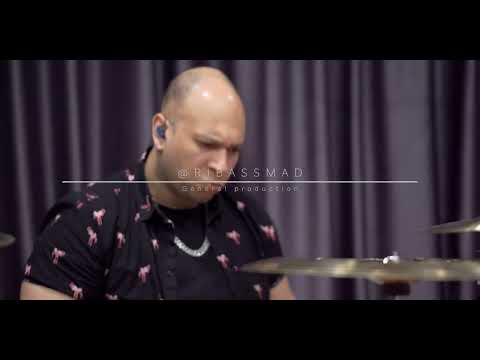 Carlos Gibbs!  7 rings cover By Ariana grande live version by kelly clarkson