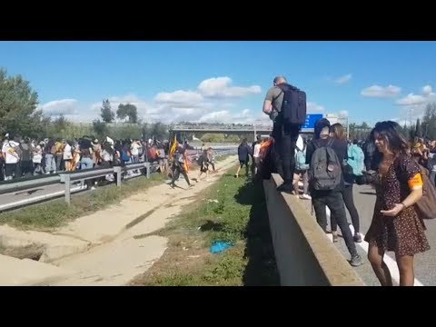 Las protestas continúan: manifestantes cortan la AP-7 en Girona