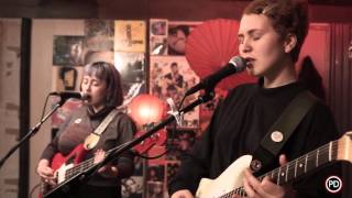 Girlpool - Pretty (Live on PressureDrop.tv)