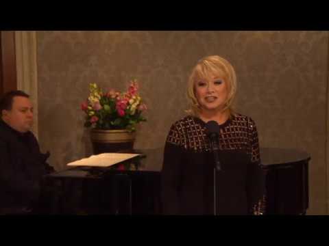 Elaine Paige - I Don't Know How to Love Him | Only the Very Best | Grow Young