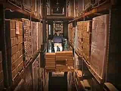 Raymond Swing Reach Lift Truck