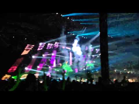 Armin Van Buuren Drops Aligator feat. Daniel Kandi - The Perfect Match + Communication ASOT600BEIRUT