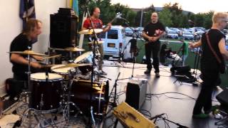 Black 47 Different Drummer