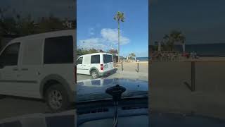 Avenida Nuestra Senora del Carmen a Corralejo - passeggiata in automobile al Campanario e nel centro