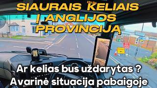 Siaurais keliais į Anglijos kaimą.