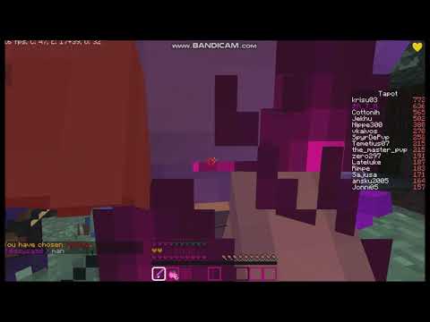 Pelataan minecraftia