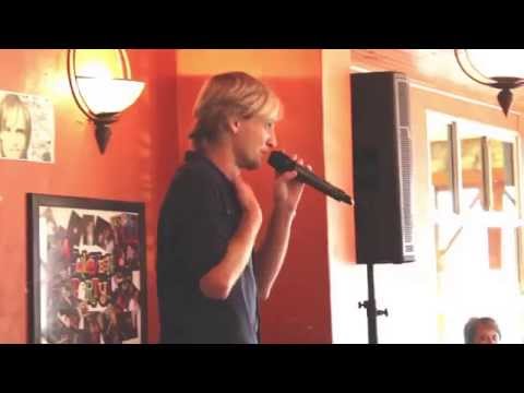 Armand Hofmeyr vermaak Randfontein