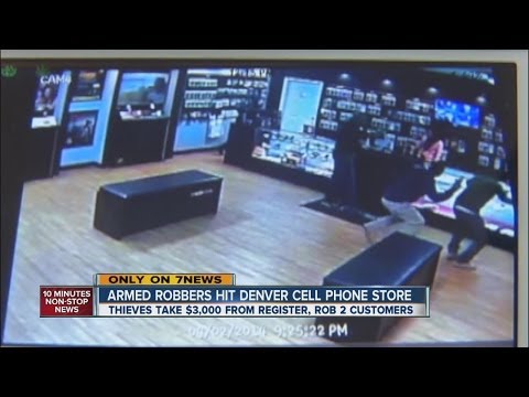 DPD suspects clerk in cell phone store robbery