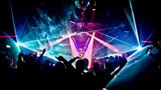 Summer Club Mix August 2013 mixed by DJ Brizzle! (Tomorrowland Style)