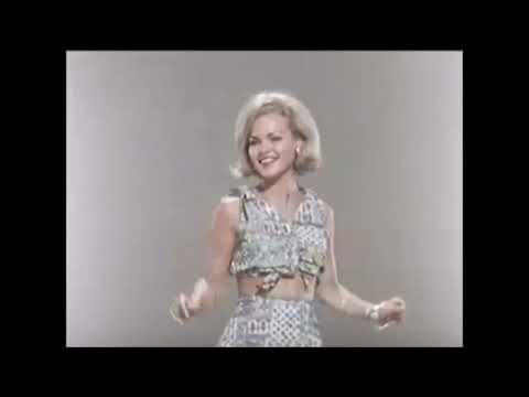 The Ohio Express - Yummy Yummy Yummy (1968), followed by What's Playing At A Theater Near You!