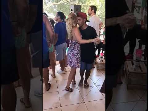 Kevinn & Pia Ovalle - Itaúnas padaria