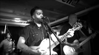 Hunter Perrin with Karavan, live in denmark.