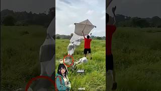 Download lagu This Kid Flies the Longest-Tailed Kite❗😲 mp3
