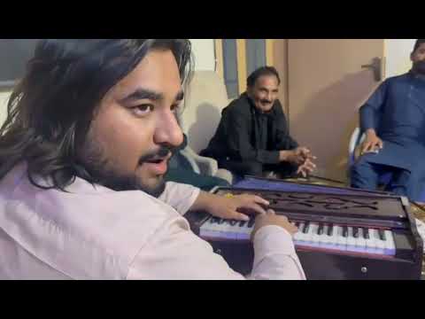arbaaz Ali tafu playing song chan to sohna til with Nadeem Abbas loonywala and ejaz sher Azeem niazi