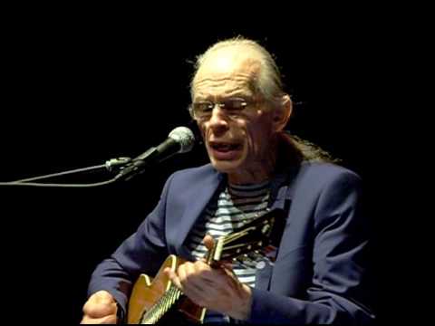 Steve Howe - at The Quay Theatre, Sudbury, England 9/10/16 - My White Bicycle - Homebrew 6 Tour clip