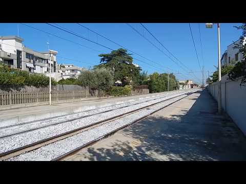 E402B 145 ICSun per IC 704 Bari Centrale-Roma Termini, in transito a Bari Palese!