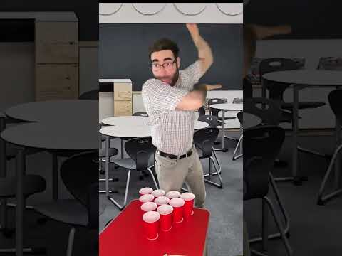 BIERPONG🍺🏓 im Lehrerzimmer Part 1/2 | Laschakv #Shorts