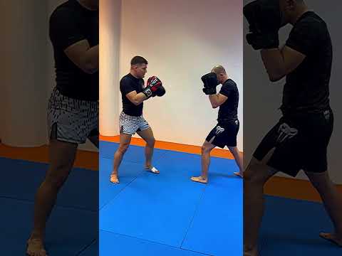 Broken Rhythm - Bruce Lee secret technique explained - Advanced Concepts for Boxing MMA Self Defense