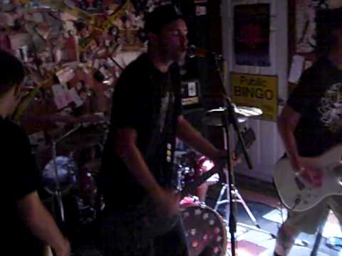 BIG CITY BOMBERS @ CASA DE DOWNFALL  [6.19.10]
