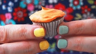 How to Easy Frost Cupcakes (No Piping Bag) | Desserts for the weekend