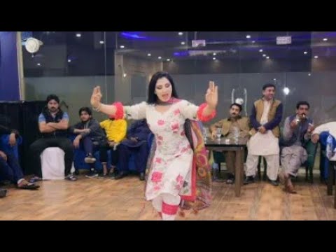 Sohna Lagda Ali Wala - Mehak Malik | New Dance Performance