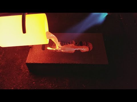 Voodoo Bar 4 ozt Silver Pouring Video