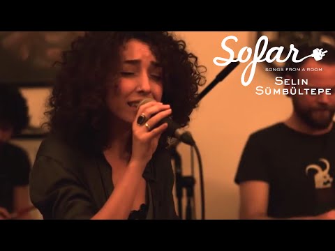 Renk Vermez Sana - Selin Sümbültepe