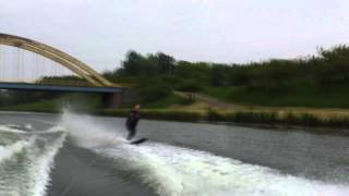 preview picture of video 'Ski Nautique sur le canal'