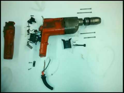 Bohrmaschine in Einzelteilen