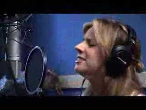 Lucie Silvas - The Same Side live  AOL