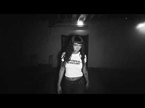 NIA ARCHIVES - THERE GOES MA HEAD