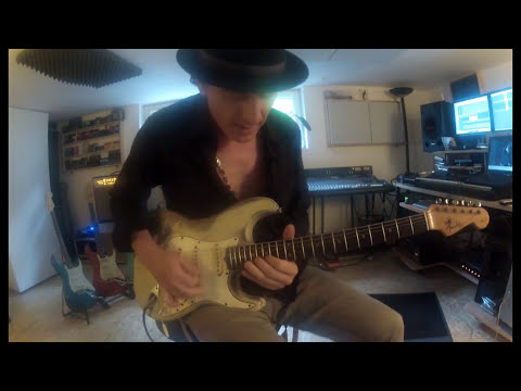 Marcus Deml plays Mr. Gonzales - Fender Super Sonic Amp