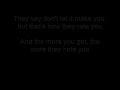 Rakim - Walk These Streets ft. Tracey Horton and Maino Lyrics