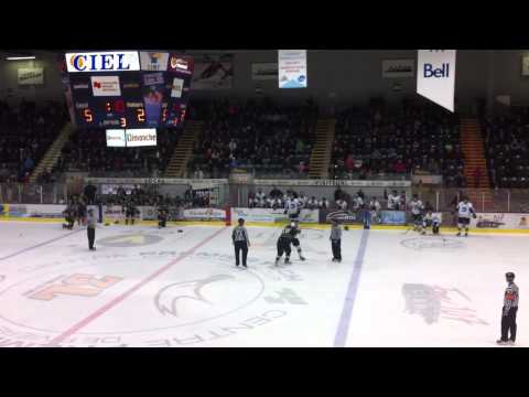 Vincent Grondin vs Marc-Olivier D'Amour
