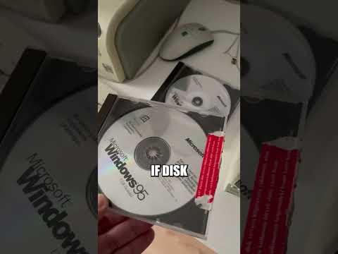 Did you know that Windows 95 came on 13 floppy disks? 😦🤯 #digitalnostalgia #windows95