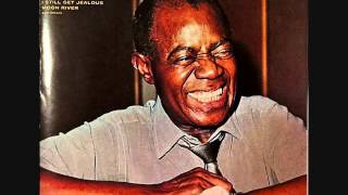 Louis Armstrong -  Hey, Look Me Over